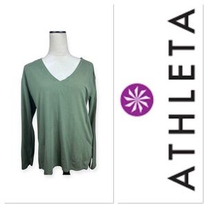 Athleta olive green long sleeve top size medium